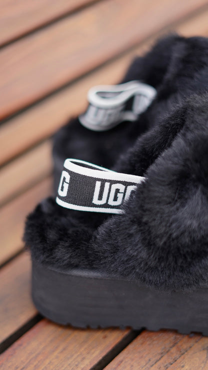 Ugg negra