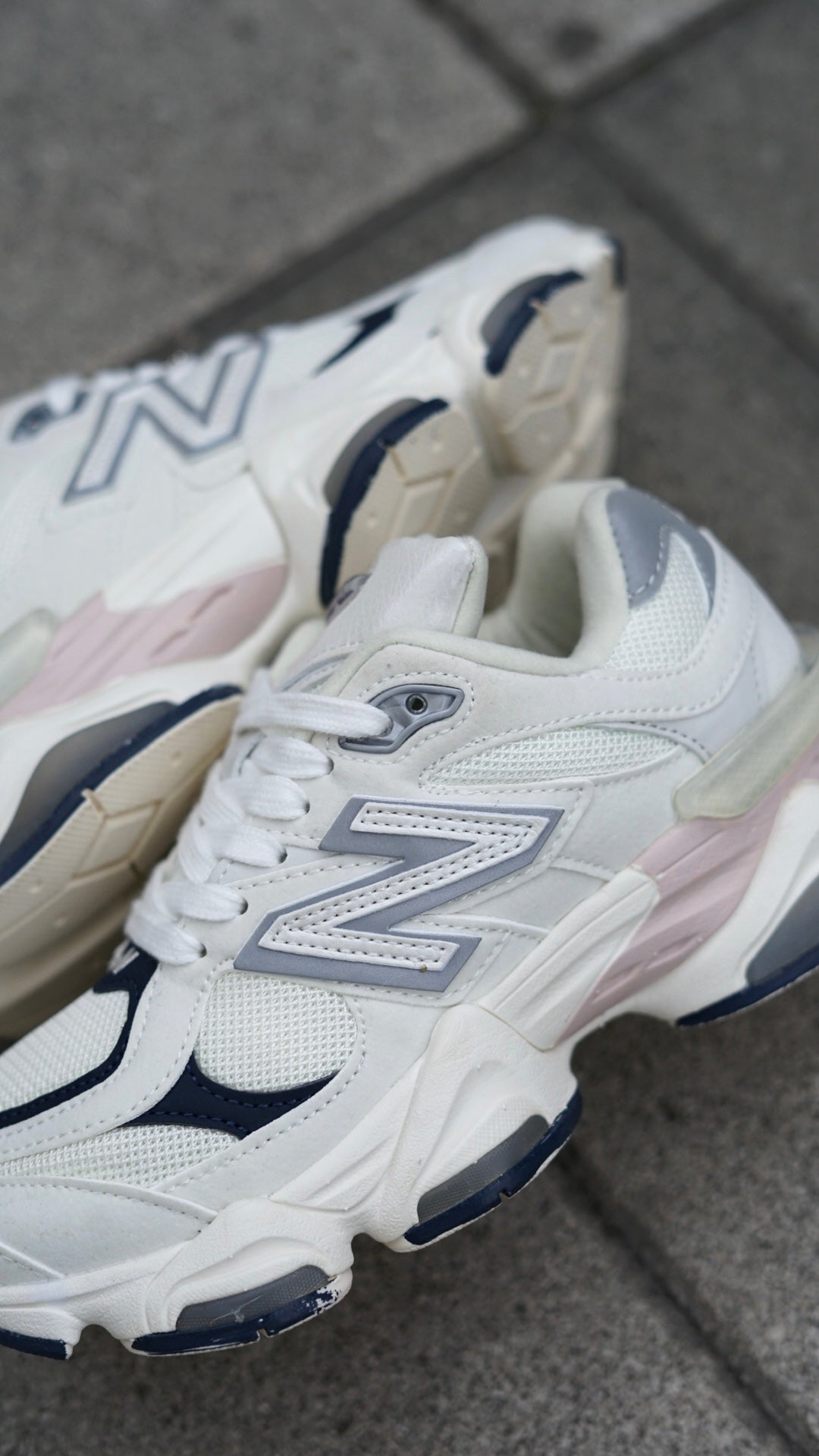 New balance 9060 gris rosada