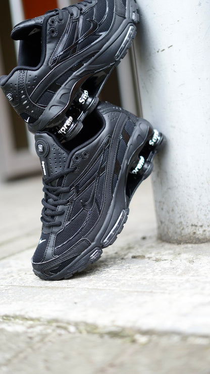 Nike shox supreme negra