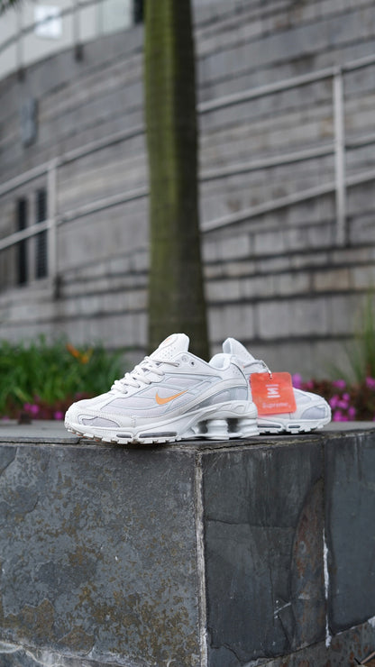 Nike shox blanca
