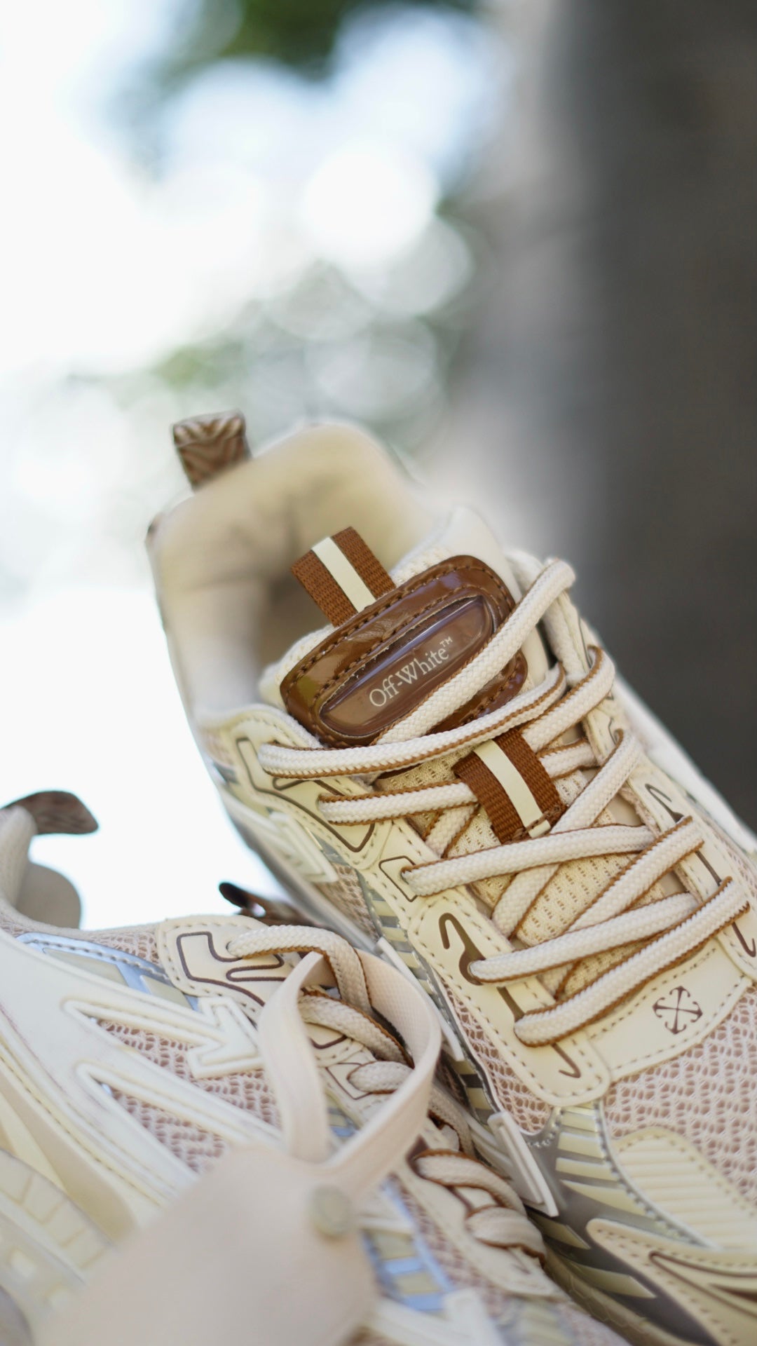 Off-White Be Right Back Beige