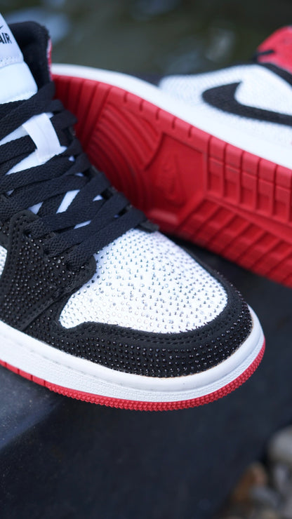 Jordan R1 blanco negro diamantada