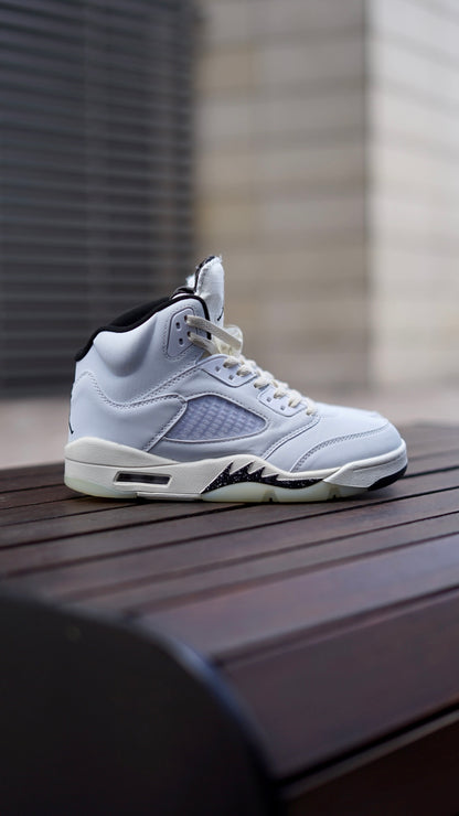Jordan retro 5  SE sail