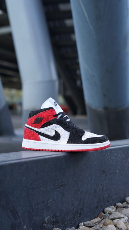 Jordan R1 blanco negro diamantada