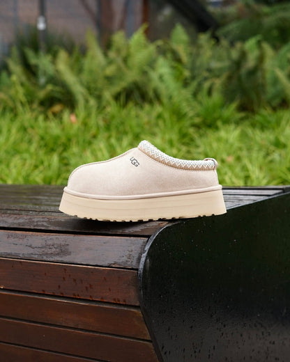 UGG tazz slipper beige