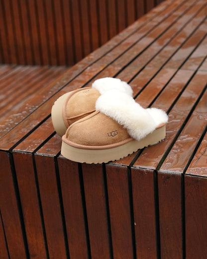 UGG disquette cafe