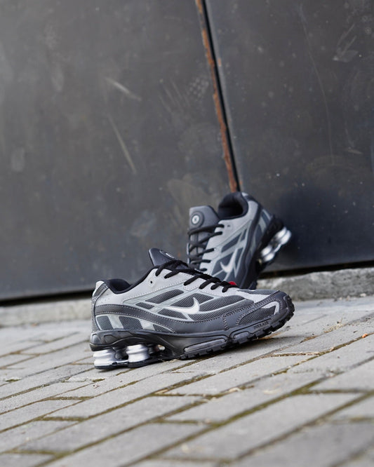 Nike shox gris