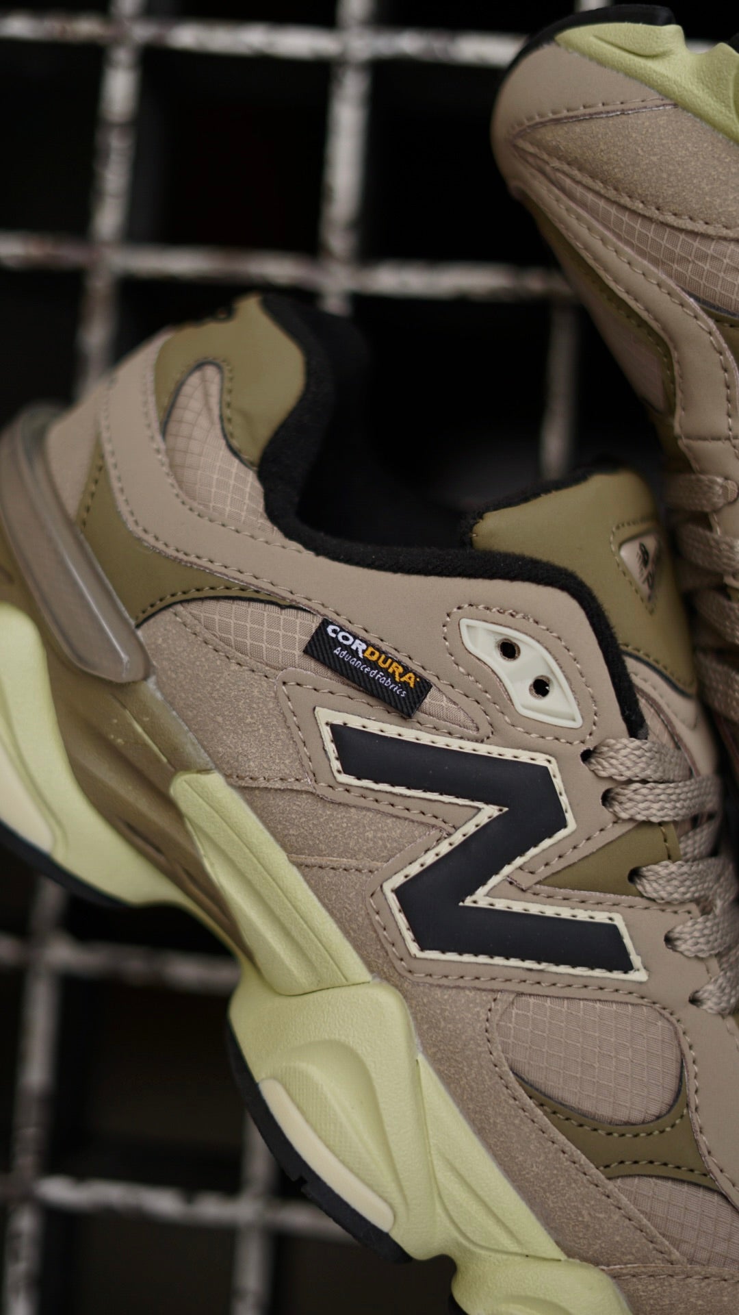 New Balance 9060 Cafe