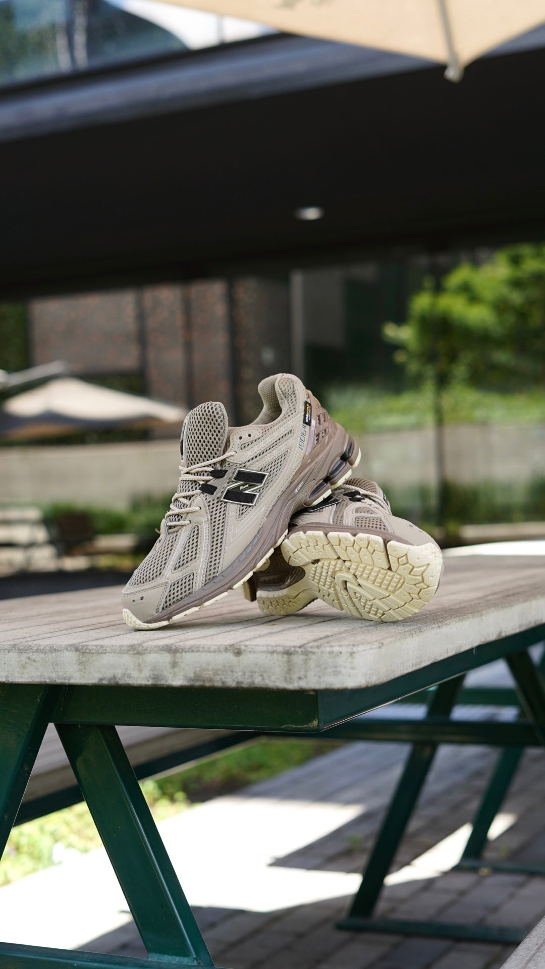 New balance 1906R cafe