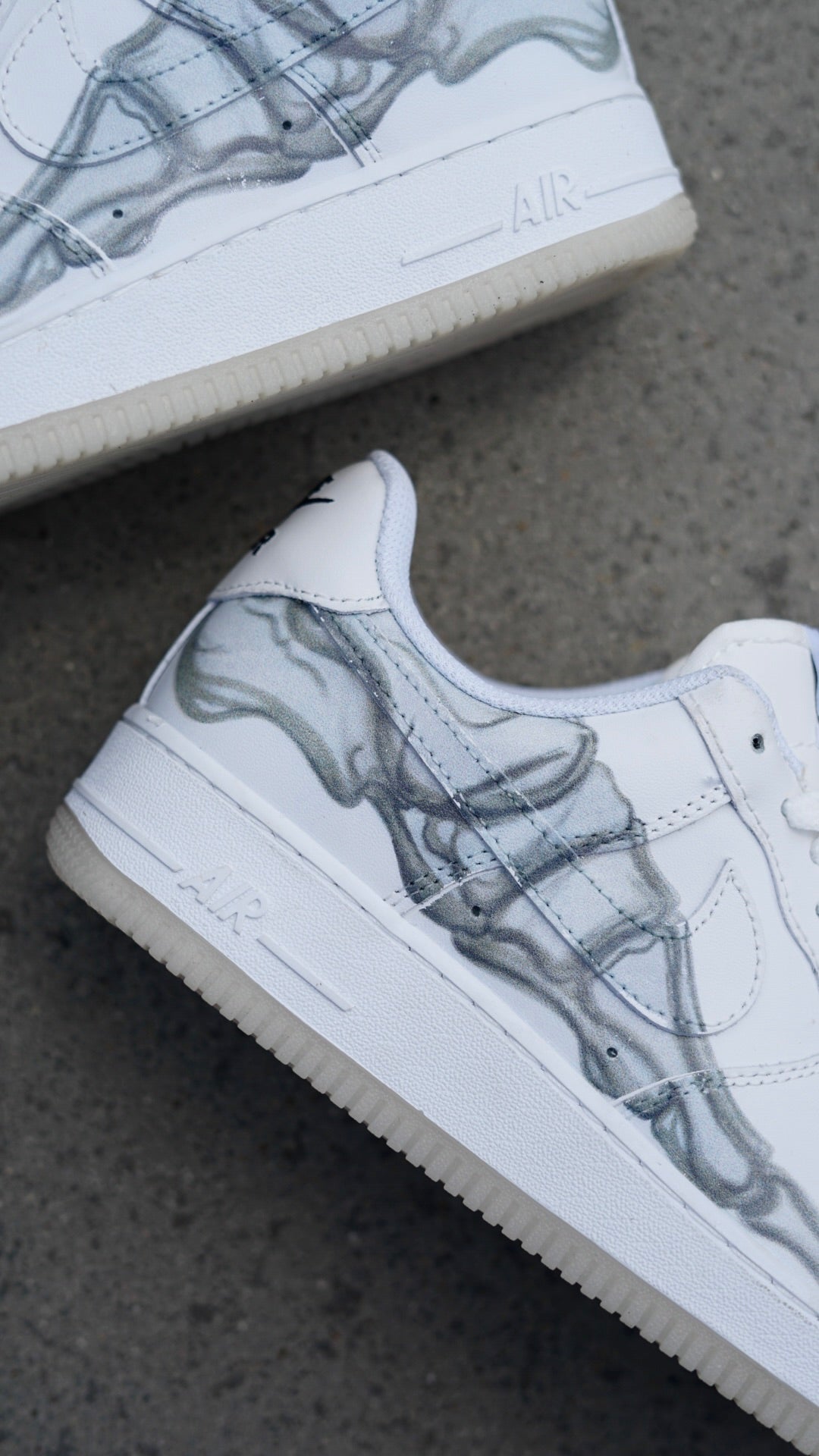 Air force 1´07  Skeleton