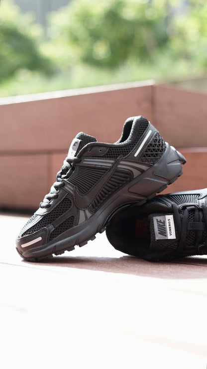 Zoom Vomero 5 Negro