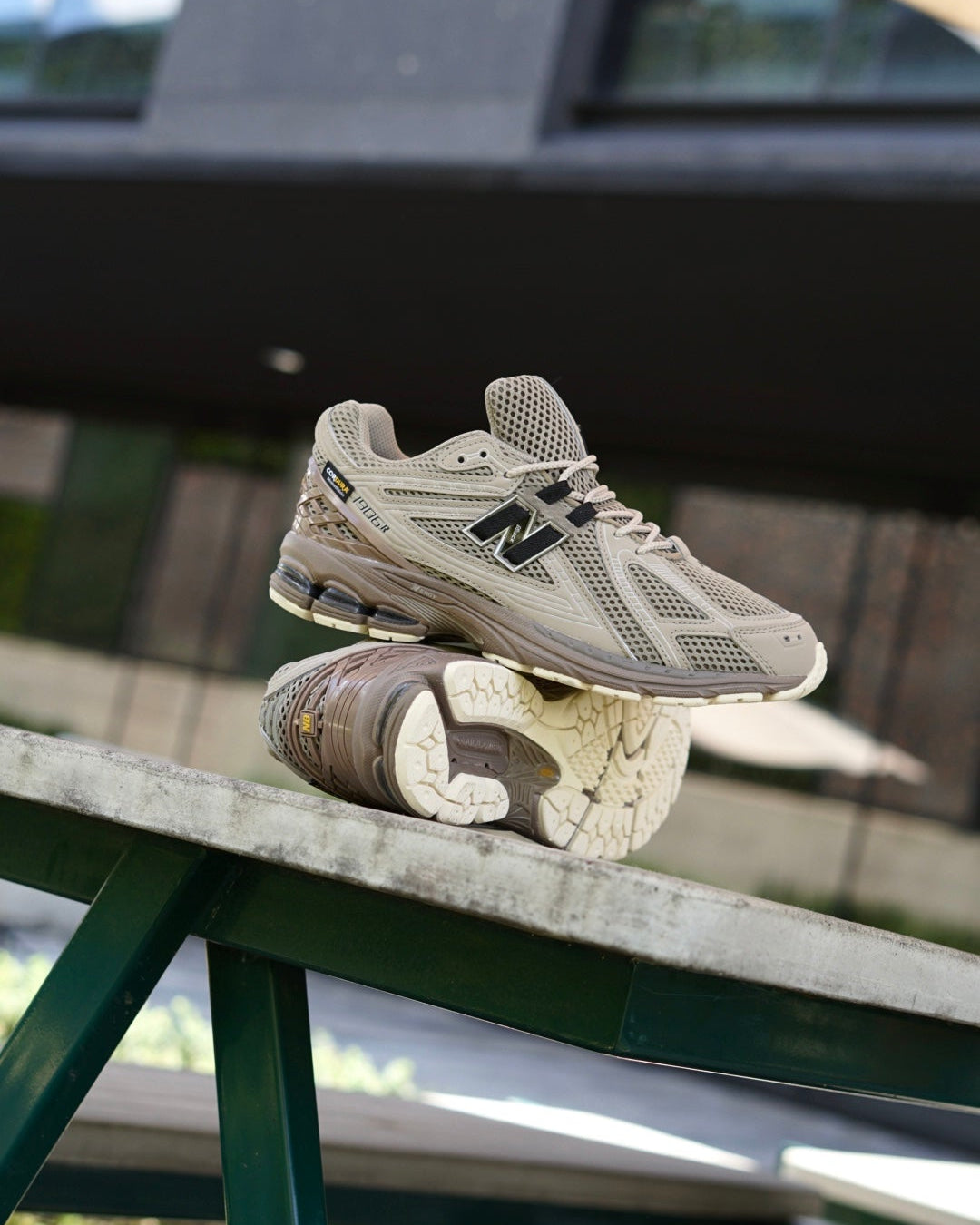 New balance 1906R cafe