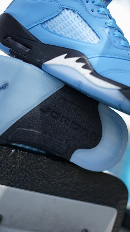 Air jordan Retro 5 university blue