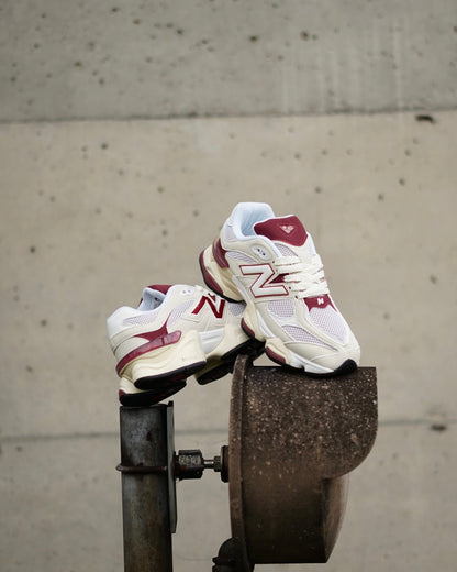 New Balance 9060 Vinotinto