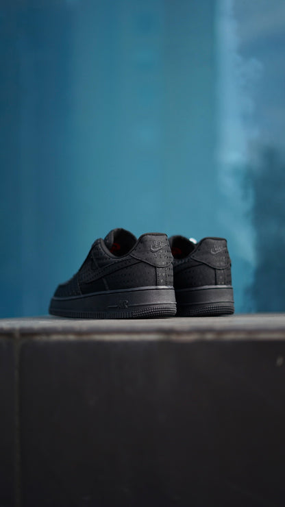 Air Force 1 07 SE Valentines