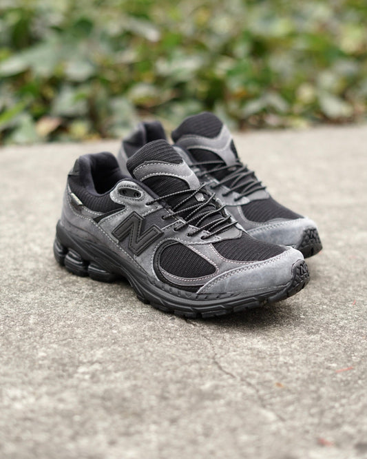 New Balance 2002R Negro