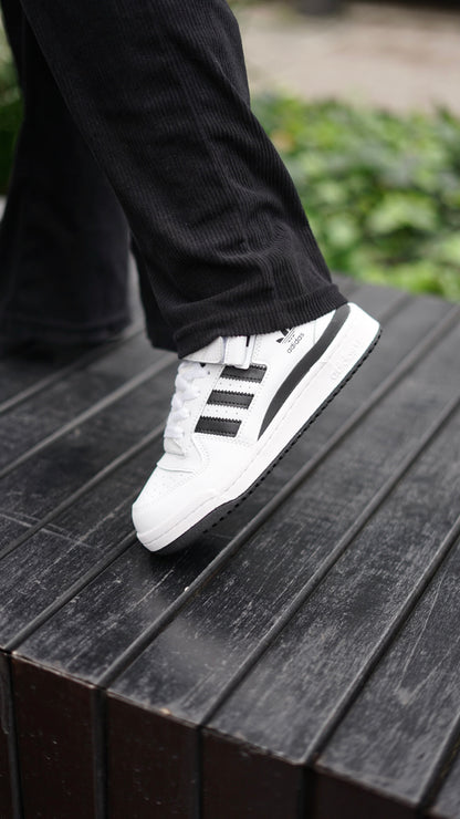 Forum Low Blanco - Negro