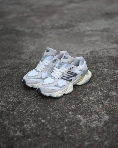New Balance 9060 Gris
