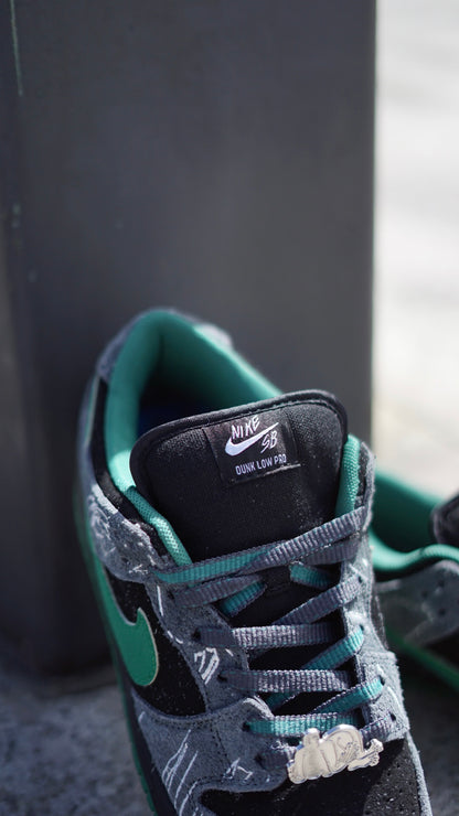 Sb Dunk Low x There Skateboards