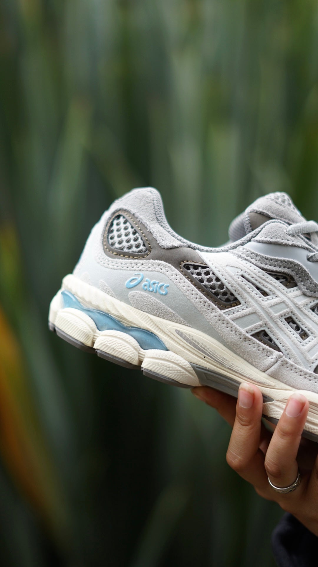Asics Gel nyc gris oscuro