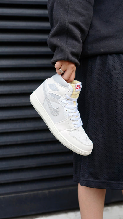 Jordan R1 beige