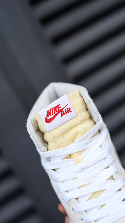 Jordan R1 beige