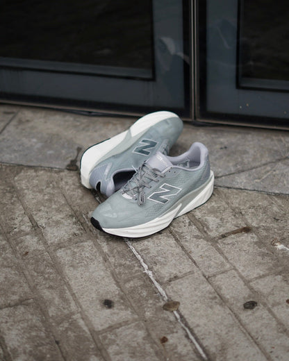 New balance Rebel