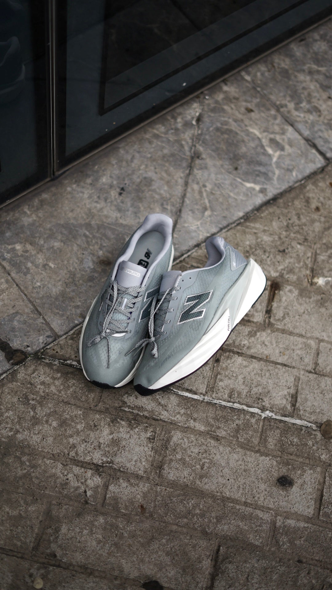 New balance Rebel