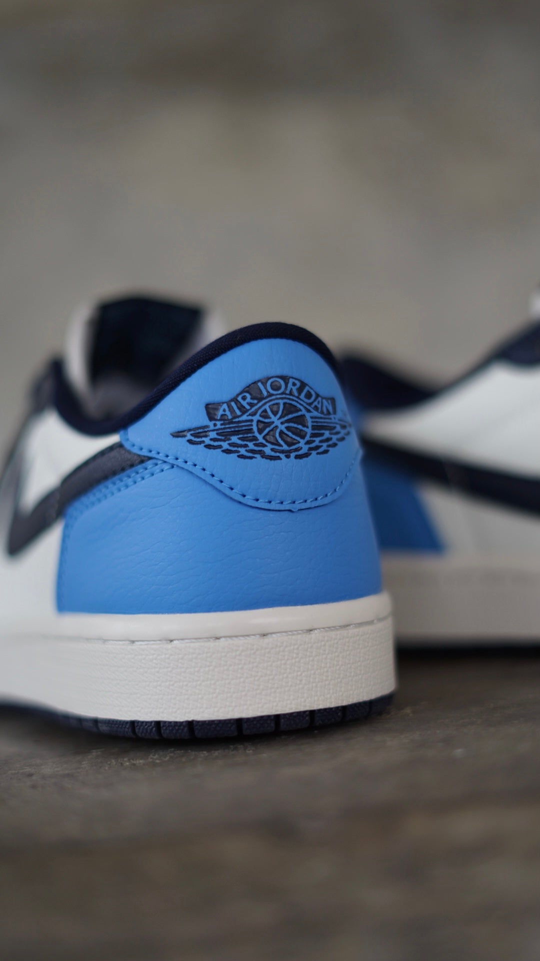 Air Jordan Retro 1 Low Azul