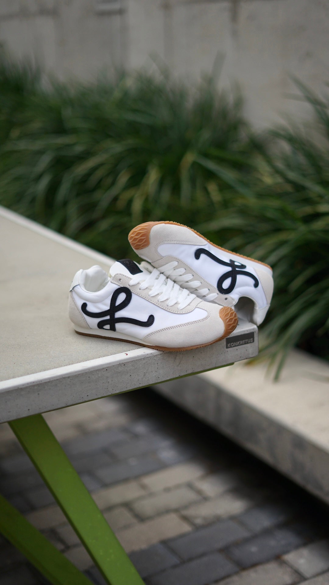 Loewe ballet blanca