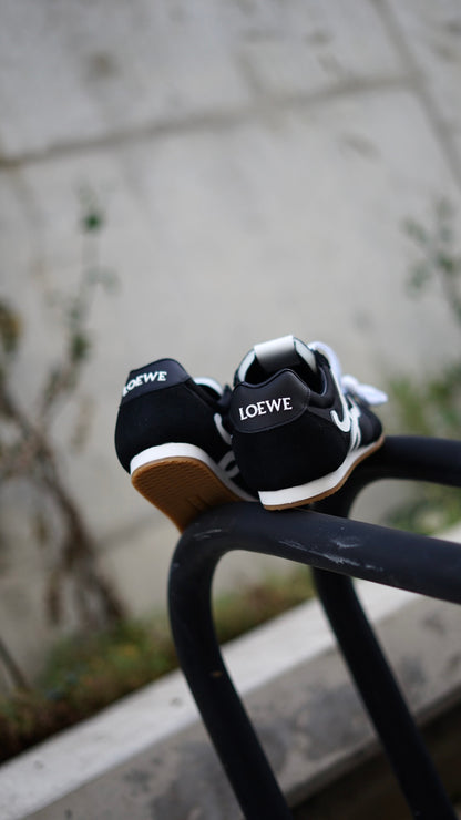 Loewe ballet negra