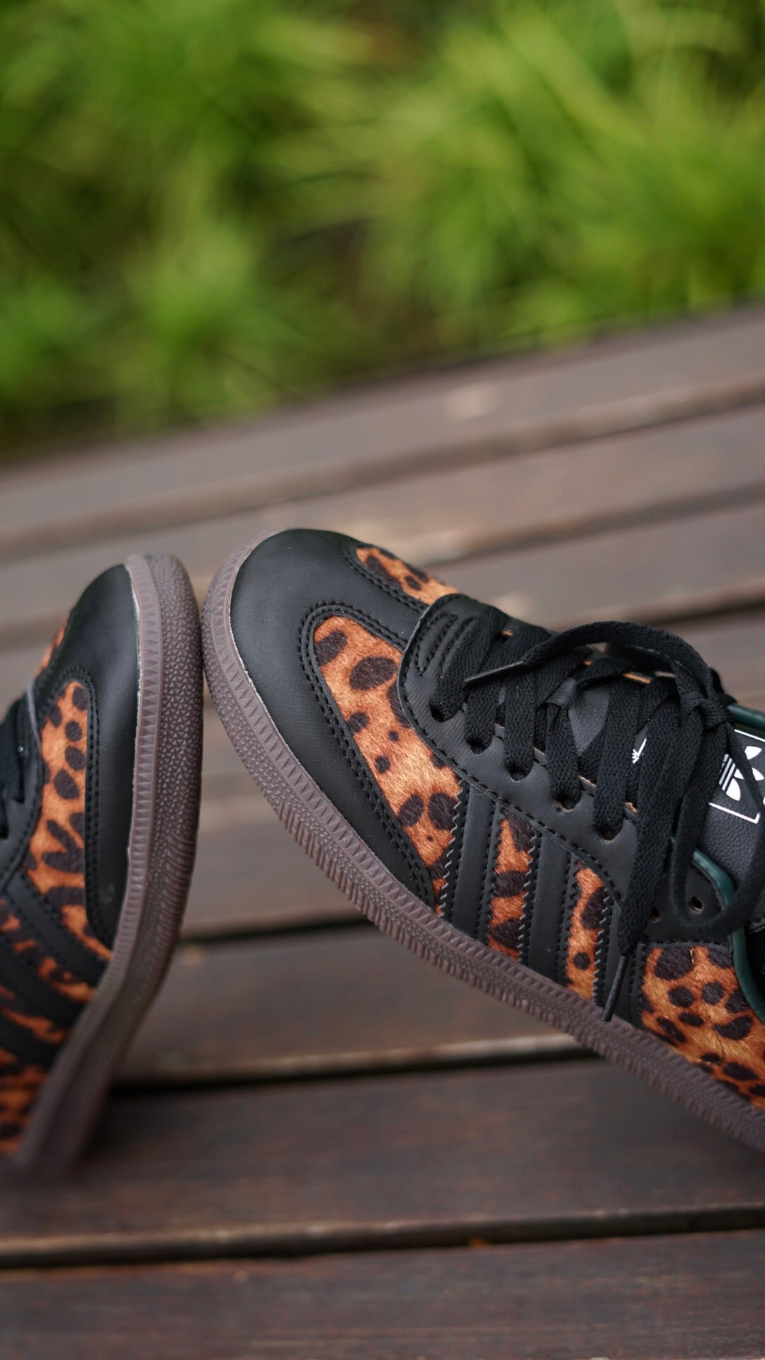 Adidas samba leopardo negra
