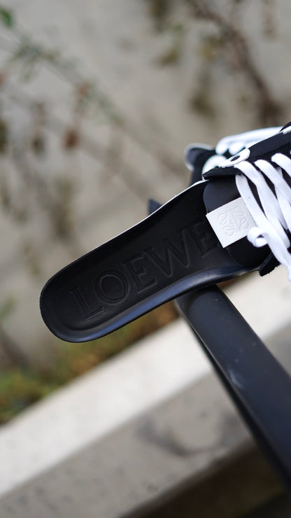 Loewe ballet negra