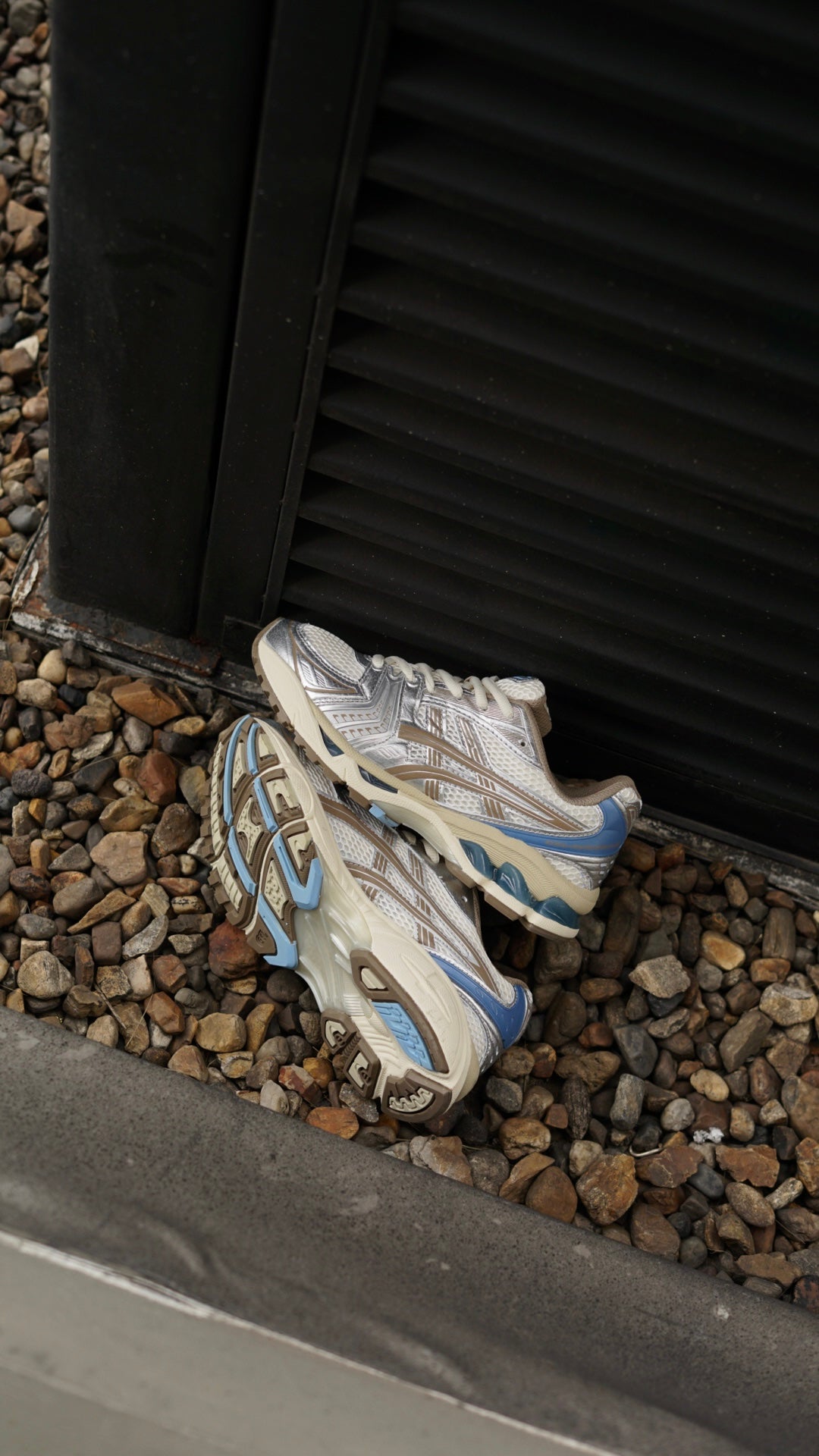 Ascis gel-kayano 14 colores crema