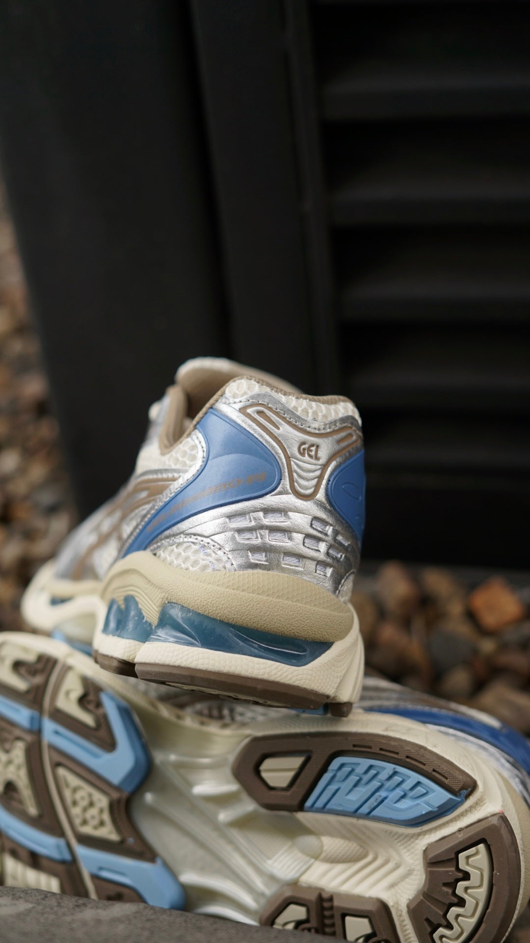 Ascis gel-kayano 14 colores crema