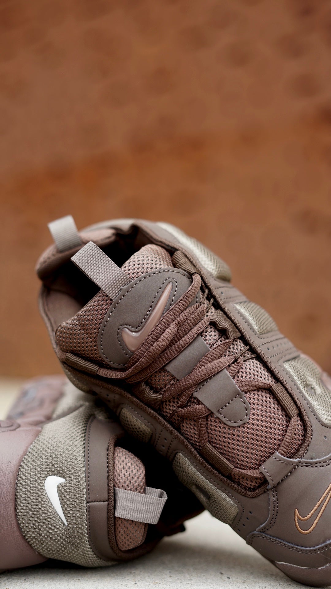 Nike uptempo cafe