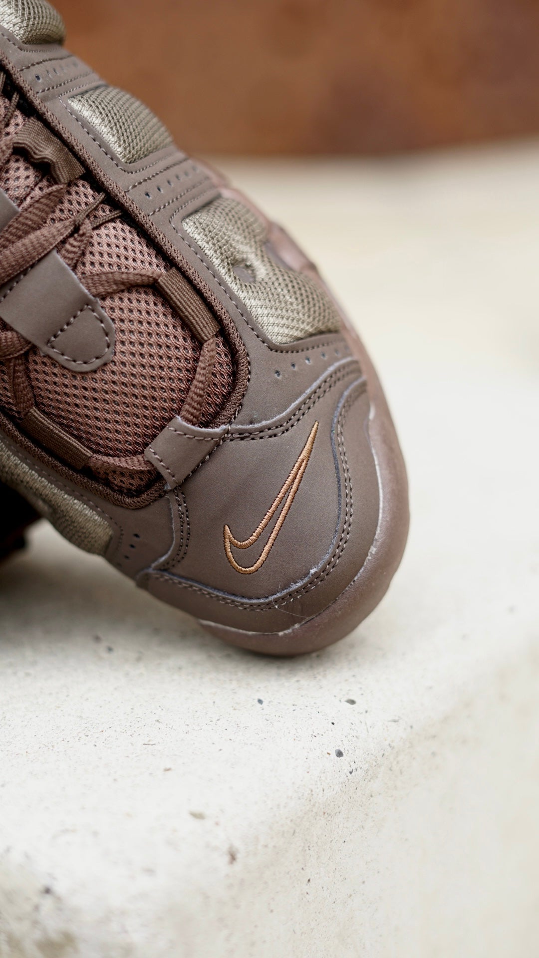 Nike uptempo cafe