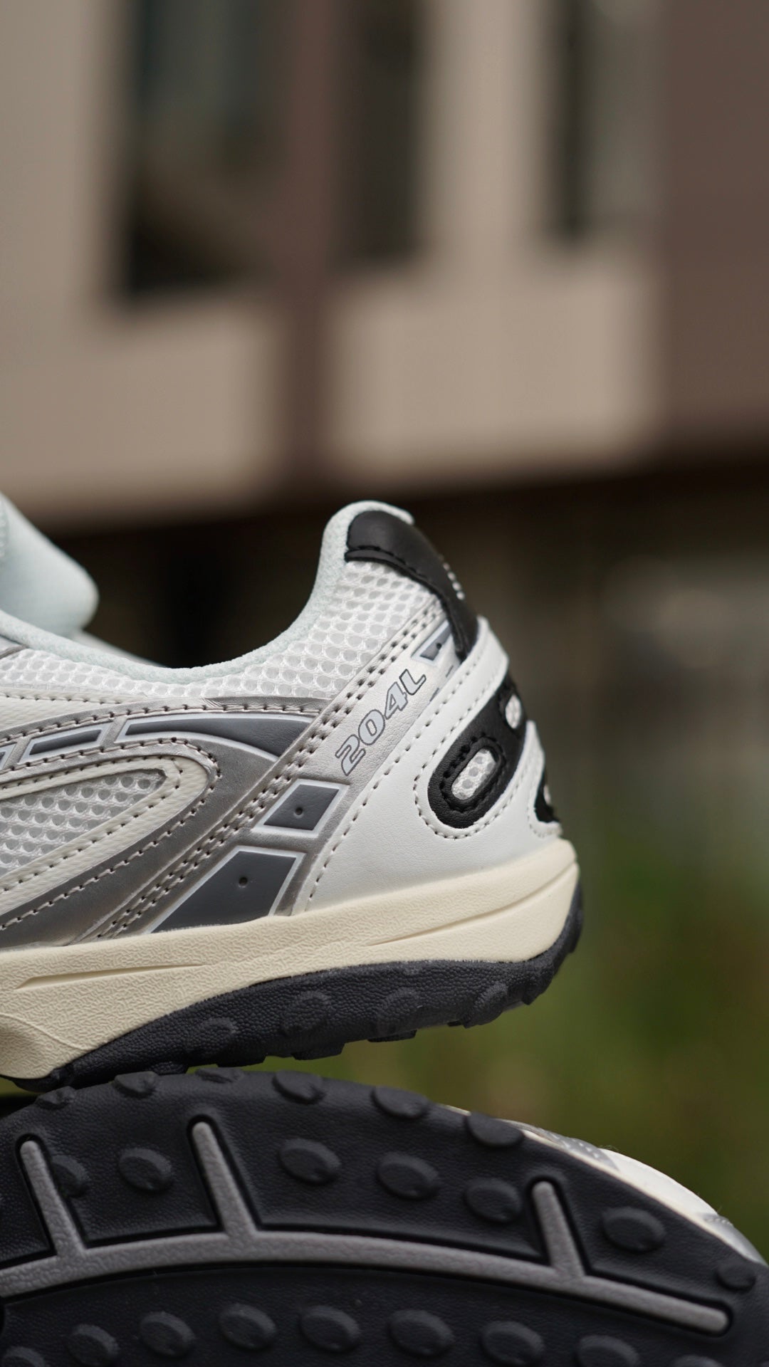 New balance 204