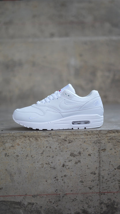Air Max 1 x Supreme