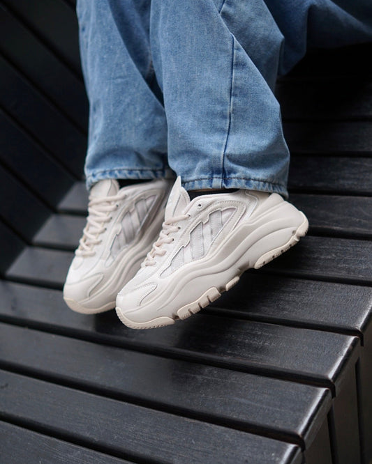 Adidas ozgaia beige