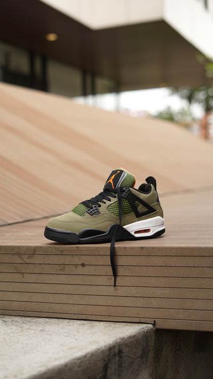 Jordan Retro 4 SE craft medium olive