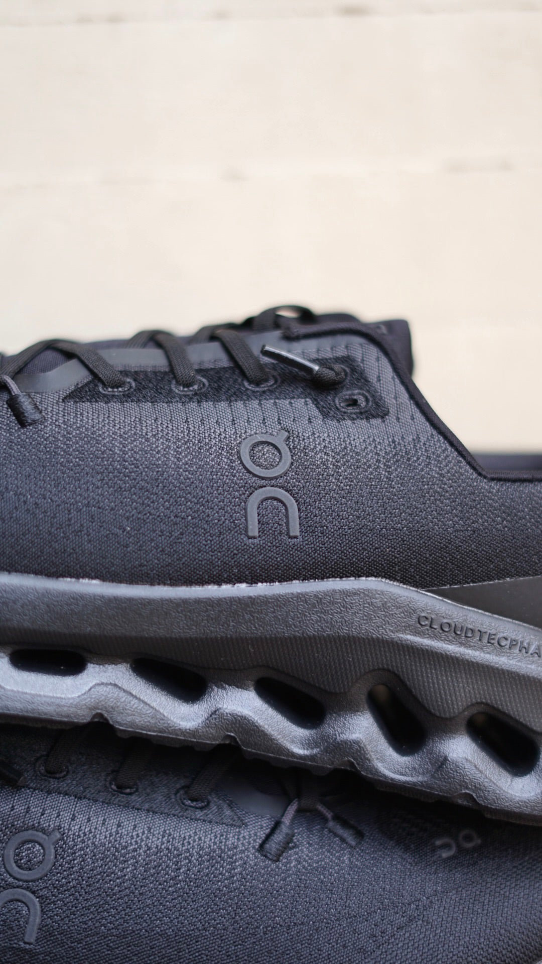 On cloud negra