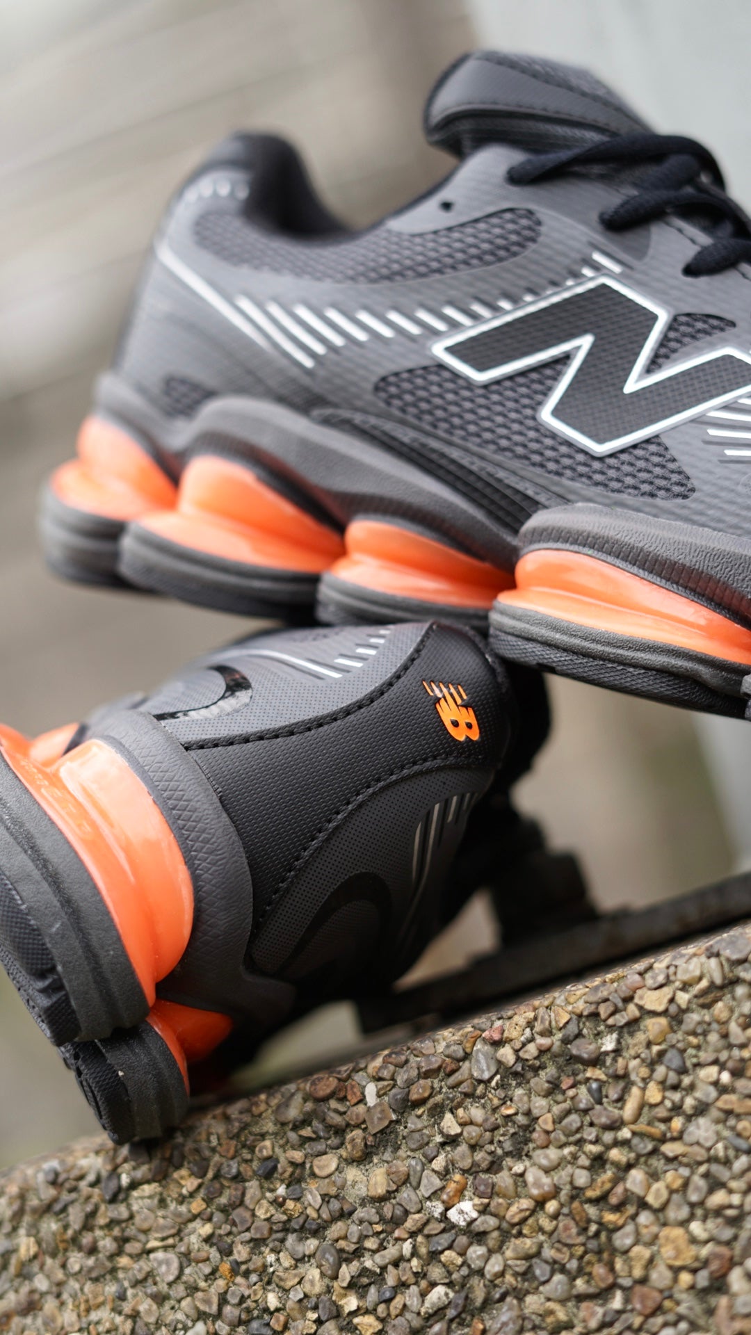 New balance 2000 gris naranja