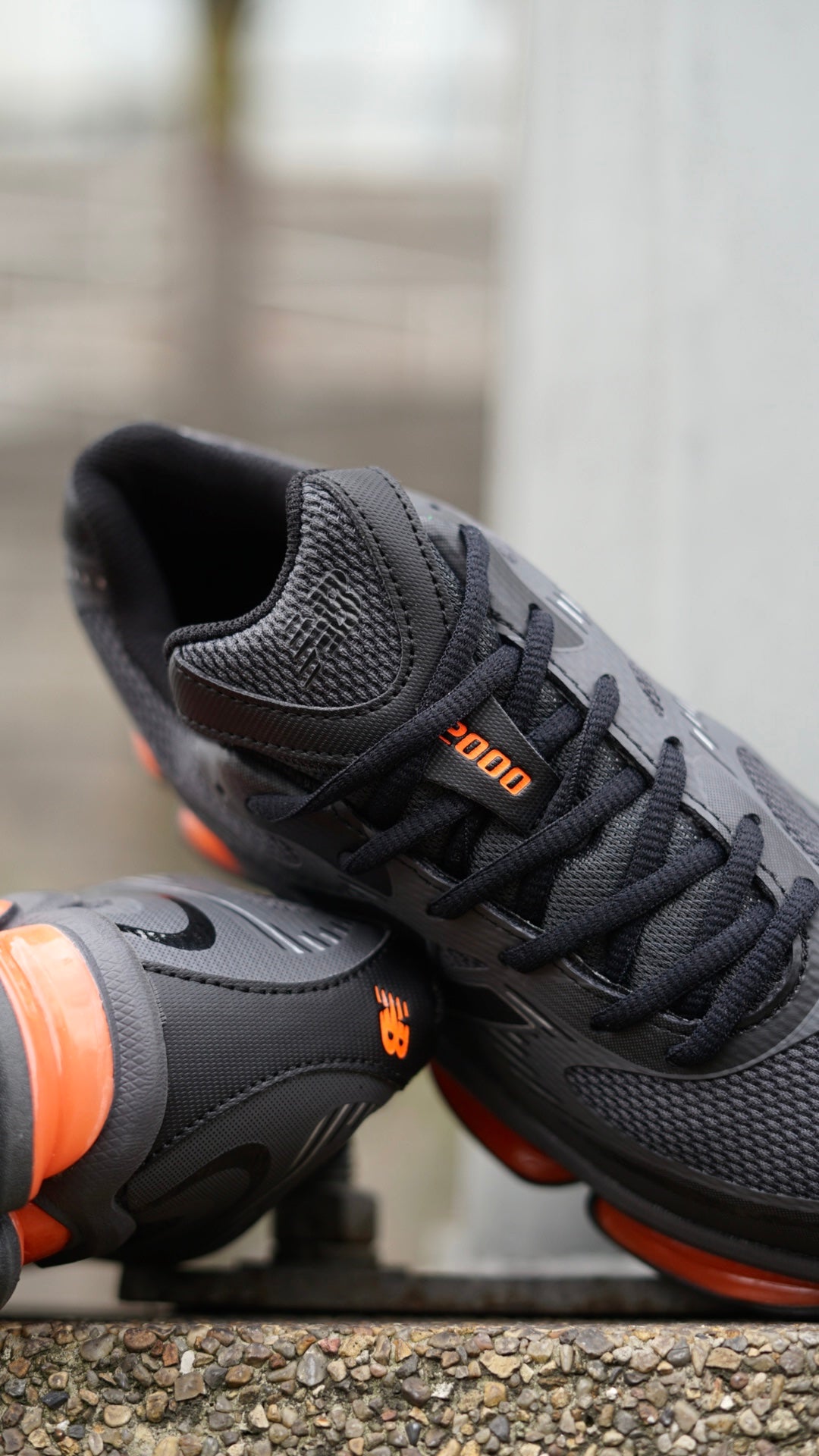 New balance 2000 gris naranja