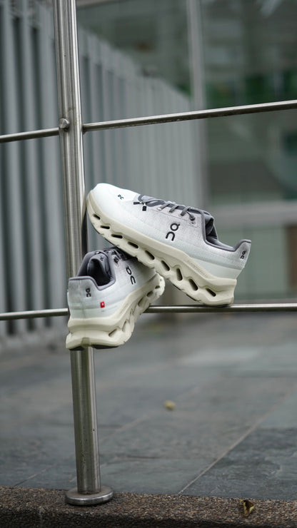 On cloud gris