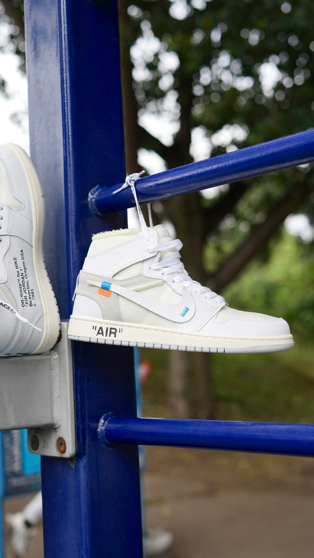 Jordan R1 off white