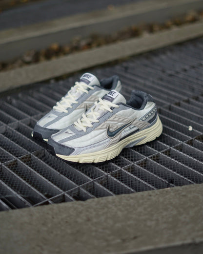 Nike Initiator