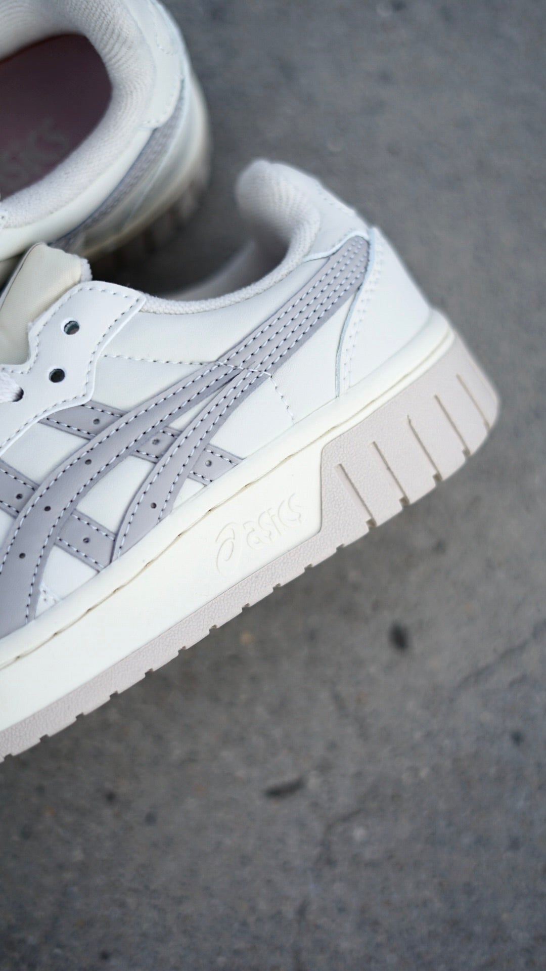 Asics court mz
