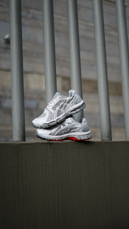 asics blanca gris