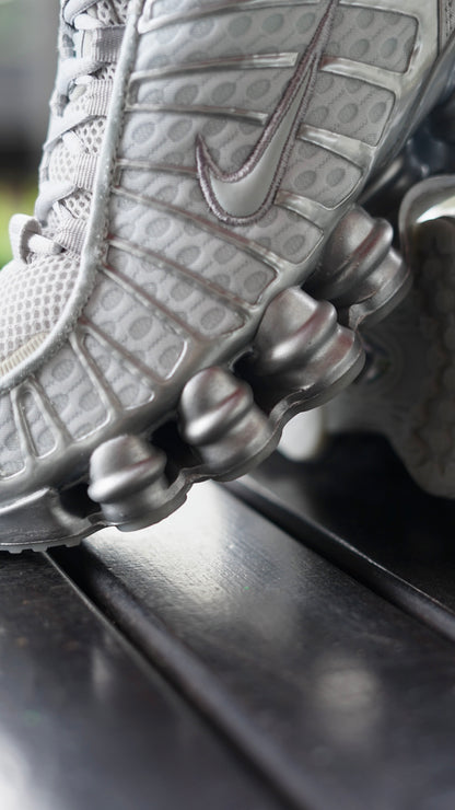 Nike shox gris